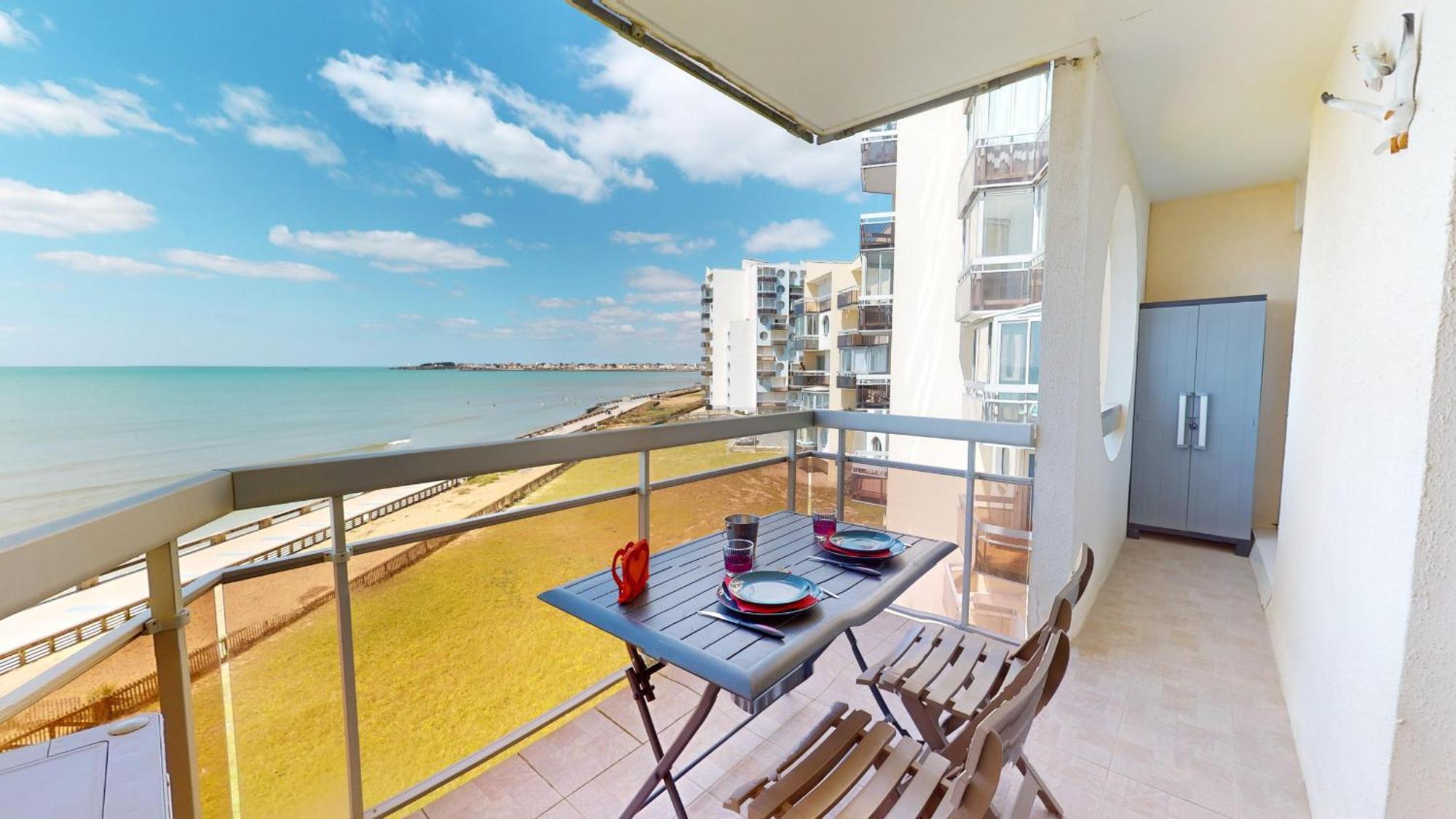 סן-ז'יל-קרואה-דה-וי Panoramic View Face Mer מראה חיצוני תמונה